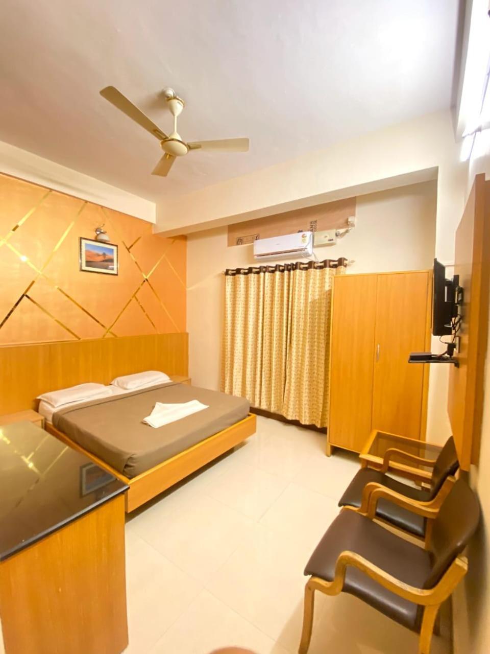 Rajalakshmi Comforts Mysuru Exteriér fotografie